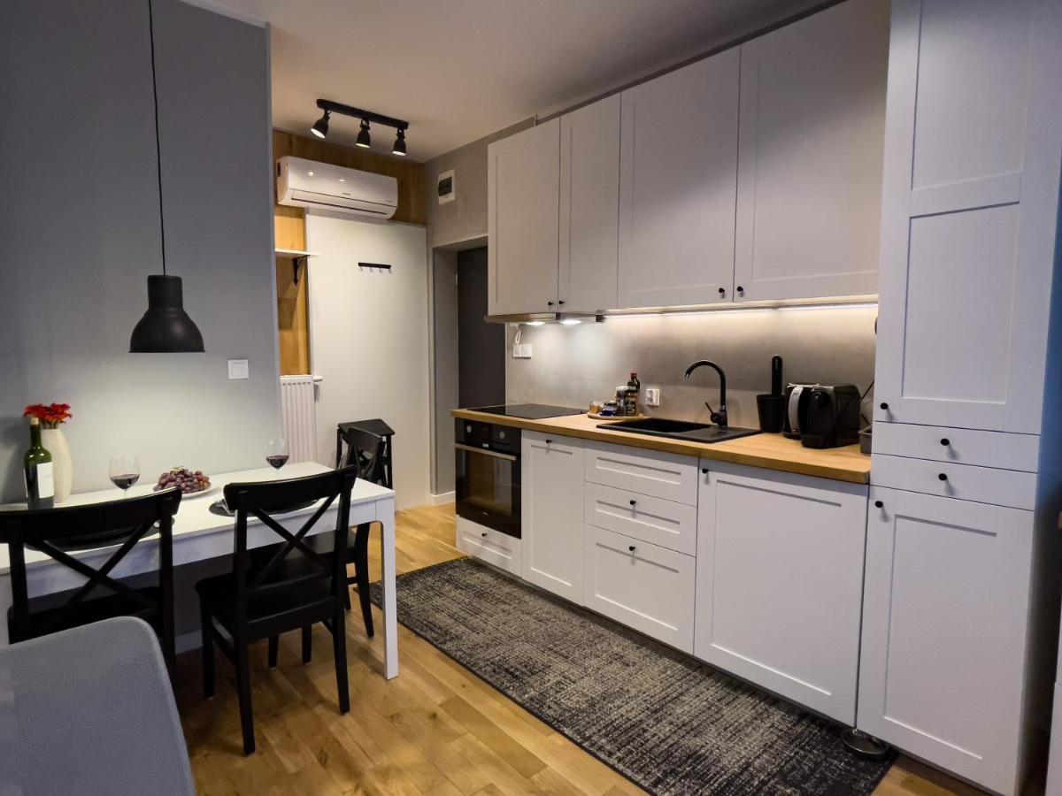Urabn Apartments Studio With Garden No 2A Chorzow Katowice Free Private Parking, Self Check-In Exterior photo
